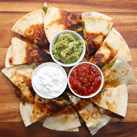 Double Steak Bowl (Guac Cheese Sour Cream Hot Salsa Fajitas)