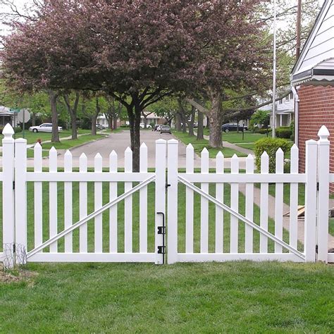 Double gate vinyl fence.  Self Closing Vinyl Fence Gate Double Gate Hard...