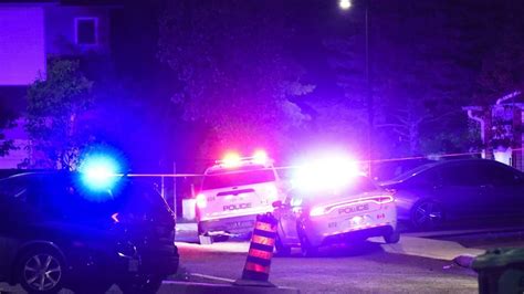 Double shooting in Mississauga leaves male, female in critical condition