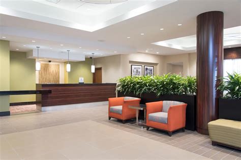 DoubleTree by Hilton Hotel Grand Rapids Airport Grand Rapids - Groupon