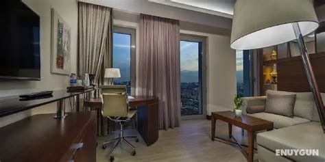 DoubleTree by Hilton Istanbul Topkapi ENUYGUN. 