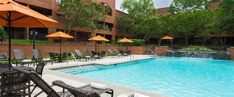 DoubleTree by Hilton Charlotte Uptown is 