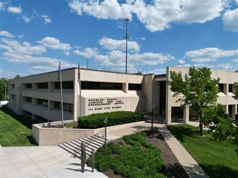The District Court Trustee is located on the main floor of the Judicial Building at 111 E. 11th Street, Lawrence, Kansas 66044. The office is accessible in compliance with the Americans with Disabilities Act.. 