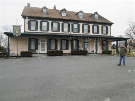 Douglassville hotel. A mix of the charming, modern, and tried and true. Econo Lodge Douglassville-Pottstown. 39. from $75/night. Yellow House Hotel. 23. Fairfield Inn & Suites Pottstown Limerick. 12. Days Inn by Wyndham Pottstown. 