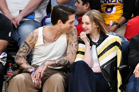 474px x 316px - Dove Cameron and MÃ¥neskin s Damiano David Have Lakers Game Date Night