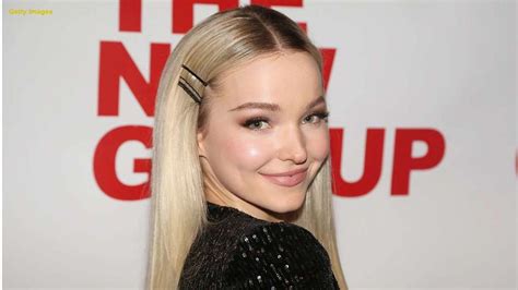 Dove Cameron Nude Photos & Videos Dove Cameron Flaunts Her Sexy Tits at the 2022 MTV VMAs in Newark (56 Photos) 9 Replies. Full archive of her photos and videos from ICLOUD LEAKS 2023 Here. Actress/singer Dove Cameron attends the 2022 MTV VMAs red carpet arrivals held in the Prudential Center in Newark, New Jersey, 08/28/2022.. Dove cameron naked