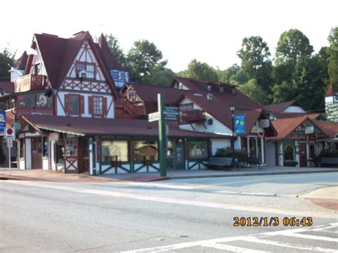 Downtown Helen, GA Hotels - The Riverbend Hotel And Cabins