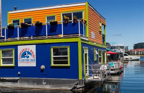 Downtown Victoria to A Float Home B&B in Fisherman’s Wharf, Victoria …