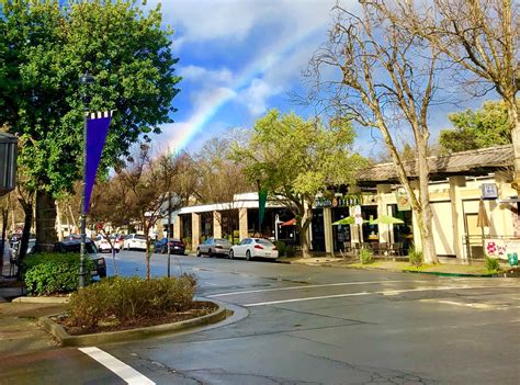 Downtown davis. Looking for activities and entertainment in Davis? Information on places to stay. Places to meet. Things to do. Places to stay. Attractions. Places to eat. and much more can be found at the Yolo County Visitor Bureau. 