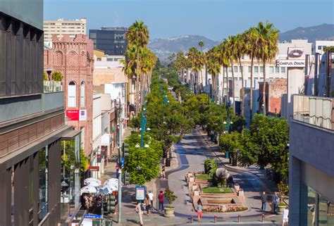 Downtown santa monica. 9 Ambrose Hotel, 1255 20th St, ☏ +1 310 315-1555. While 20 blocks from the beach, the Ambrose Hotel offers great style and comfort for less than the large beach-front hotels. Very convenient if visiting someone at St. John's Santa Monica Hospital. From $175. edit. 