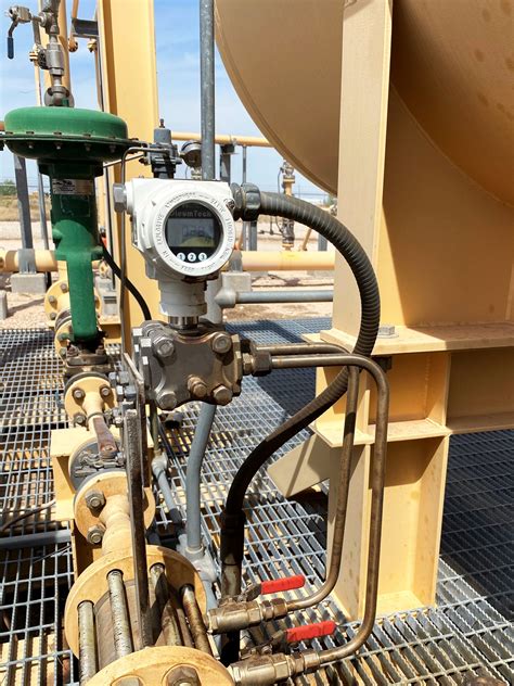 Dp Transmitter: Differential Pressure Sensors McMaster-Carr image 1