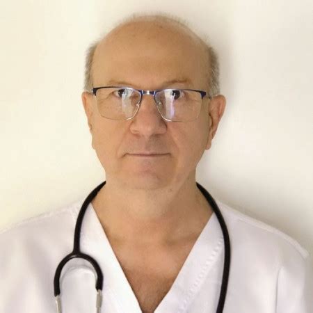 Dr Branko Josić, gastroenterohepatolog, Beograd - 063/687-463