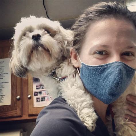 Get to know more about Dr. Lisa Jones in her latest chat with Dr. Pol (plus a special appearance from Tater!) Meet Dr. Lisa Jones one of the three female vets at Pol Veterinary Services, including Dr. Nicole Arcy and Dr. Brenda Grettenberger. Dr..