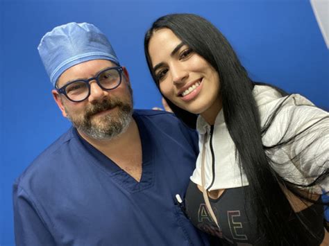 Dr william miami deaths. A doctor in Miami, Florida, has been banned from performing Brazilian butt lift (BBL) surgeries after one of his patient died, according to reports.. The patient, aged 33, that Dr. John Sampson ... 