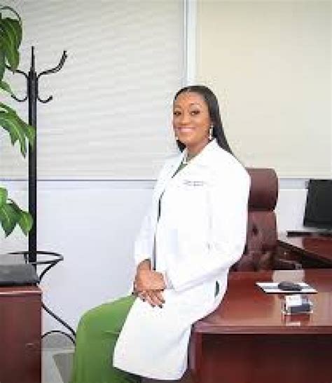 Dr. Chinwe Okafor, MD, Internal Medicine Specialist - Joplin, MO ...