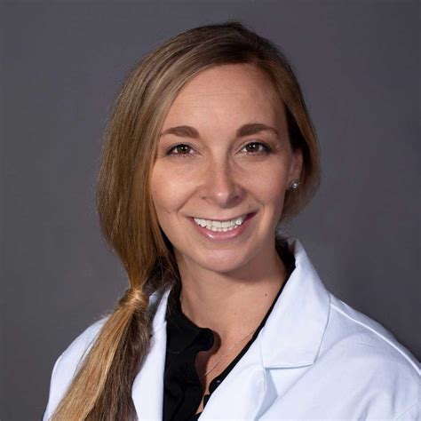 Dr. Christen Russo, MD, Brooklyn, NY Pediatric Orthopedic Surgeon