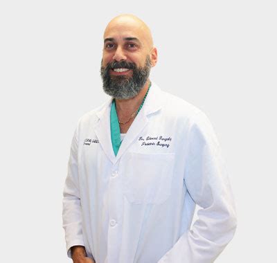 Dr. Edward Gonzalez, Podiatrist in Miami, FL - Orthopedic