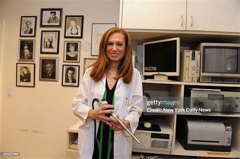 Dr. Gwen Korovin, MD, Otolaryngology-Head & Neck Surgery