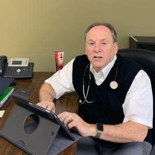 Dr. Harry Claybrook, MD Bristol, TN Internal Medicine