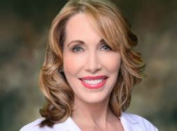 Dr. Mary Swift, DDS: General Dentist - Medical News Today