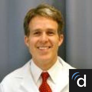 Dr. Michael Brown, MD - Gastroenterologist - Read Reviews