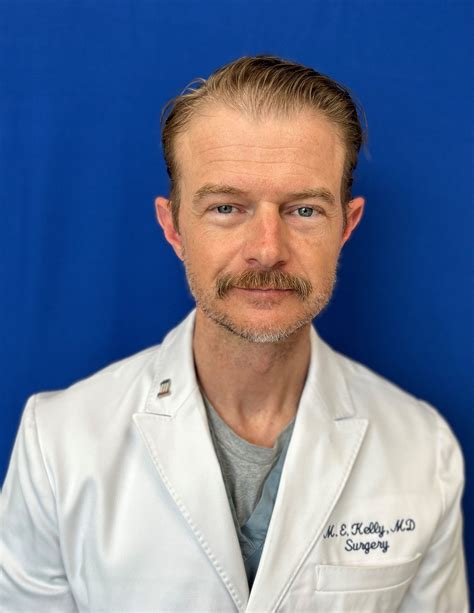 Dr. Michael Kelly, MD, General Surgery Specialist