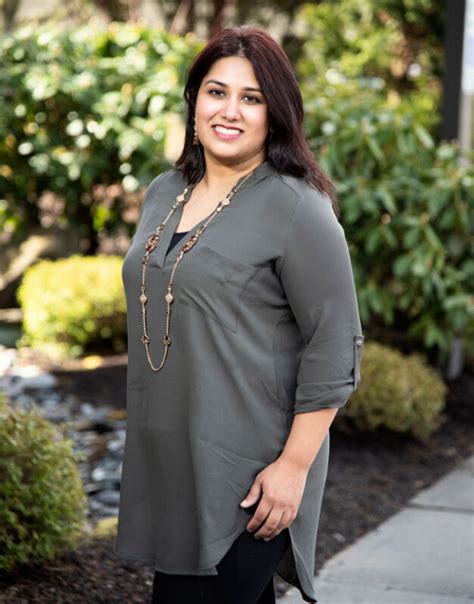 Dr. Nasreen Ilias-Khan Vancouver Clinic