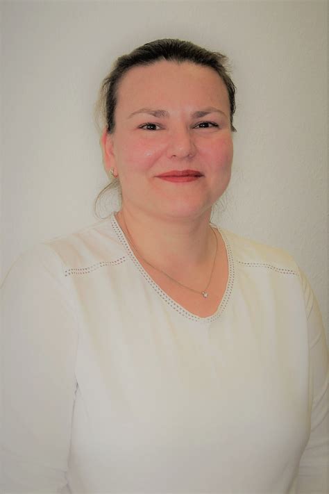 Dr. Olena Bogdanova