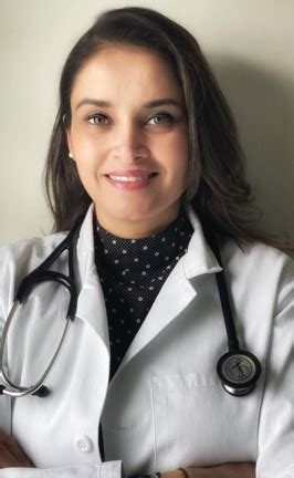 Dr. Preena Sahota - Cloverdale, BC - Family Doctor Reviews