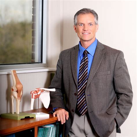 Dr. Thomas R Perkins D.O., Orthopedist Adult Reconstructive ...