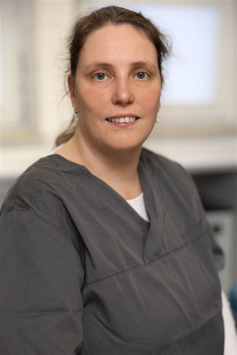 Dr. med. Tanja Schmidt - Hautarzt (Dermatologe), Onkologe