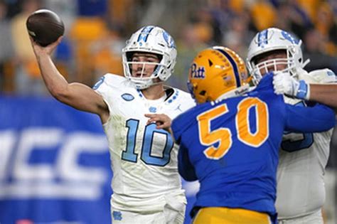 Drake Maye throws 296 yards including left-handed TD pass as No. 17 UNC beats Pitt 41-24