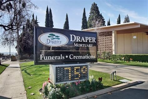 Draper mortuary. Directions - Draper G. Myers Mortuary LLC offers a variety of funeral services, from traditional funerals to competitively priced cremations, serving Florence, SC and the surrounding communities. We also offer funeral pre-planning and carry a wide selection of caskets, vaults, urns and burial containers. 