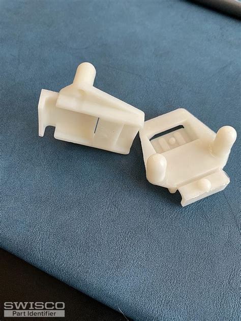 Drawer slide socket for Merillat