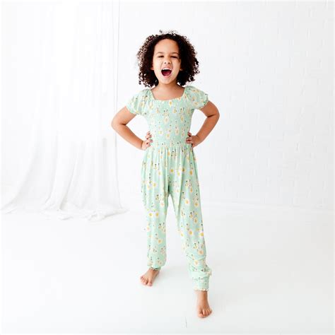Dreamiere - What is it about Dreamiere Bamboo? Our bamboo fabric stays about 3 degrees cooler than cotton on average. It’s great for kids with eczema. It's great for hot sleepers and sensitive skin. In warm, humid weather, our bamboo won't stick to your child’s skin. It's sure to keep your little one drier, cooler and more comfortable year-round!