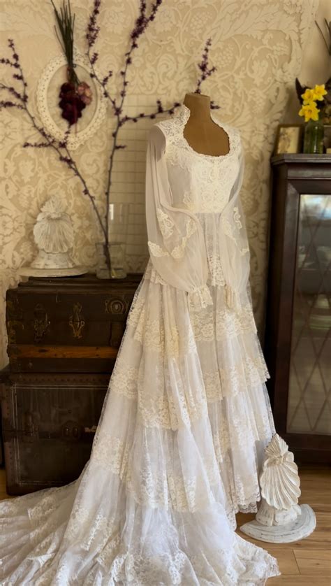 Dreamy 1970’s Vintage Lace and Pearl Wedding Gown with Train – Strange …