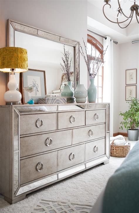 Dresser Decor Ideas- 20 Way To Style Up Your Dresser