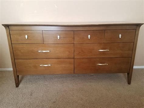 Dresser craigslist. craigslist Furniture "dresser" for sale in Long Island, NY. see also. 3 Drawer Dresser by BELLINI. $60. Smithtown Solid Maple 6 Drawer Dresser. $100. Smithtown ... 