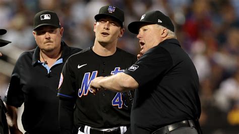 Drew Smith ejected after sticky stuff check in 7th inning vs. Yankees