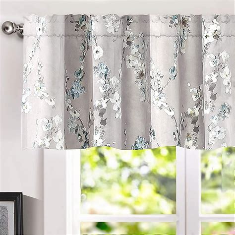 PACKAGE INCLUDES: Single valance. Made of 100%