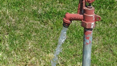 Drilling your own water well. 26 ส.ค. 2020 - สำรวจบอร์ด "เจาะบาดาล" ของ Prapat Berm บน Pinterest ดูไอเดียเพิ่มเติมเกี่ยวกับ เครื่องมือ, กังหันลม, บ้านไร่ 