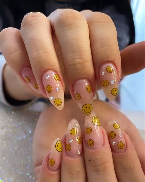 Drippy smiley face nails. Things To Know About Drippy smiley face nails. 