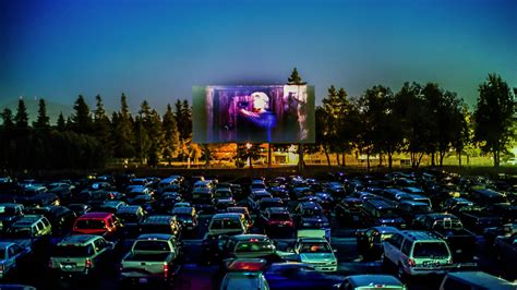 Drive in movie theater close to me. Rooftop Cinema Club. Located at 1700 Post Oak Blvd, this movie theater provides earphones to fully enjoy the sound. It also has freshly made food, lawn games and alcohol for sale. Screenings after ... 