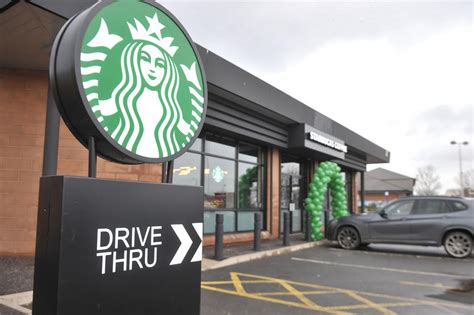 Drive thru starbucks. Sep 30, 2019 ... In June of 2017 I announced that Starbucks is building a drive-thru location on the then-vacant lot at the south-east corner of Turnpike and ... 