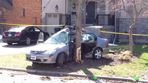 Driver dead in single-vehicle crash in Midtown Toronto