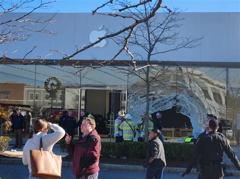 Driver in fatal 2022 Hingham Apple store crash due in court after prosecutors say bail conditions violated