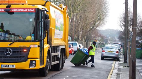 Driver shortage sees Greenwich recycling bin collection go …