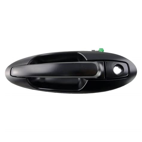 I replaced my driver side door handle on my 1998 Chevy Silverado. This process is the same for both the driver side and the passenger side. Help Boss Adams G.... 