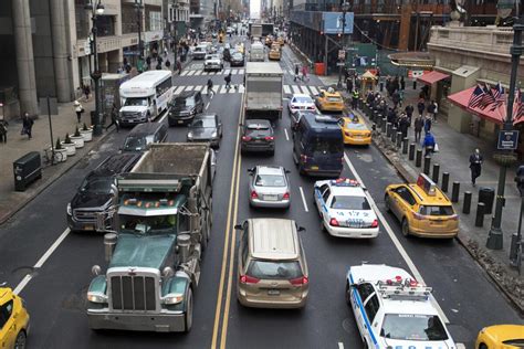 Drivers would pay $15 to enter busiest part of NYC under plan to raise funds for mass transit