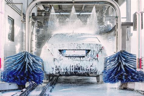 Drivethrough car wash. 